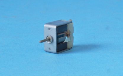 X8246 X8235 X8202 M1799 M2209 Hornby Motor CL 58 142 J52 J83 J94 Terrier Pug etc