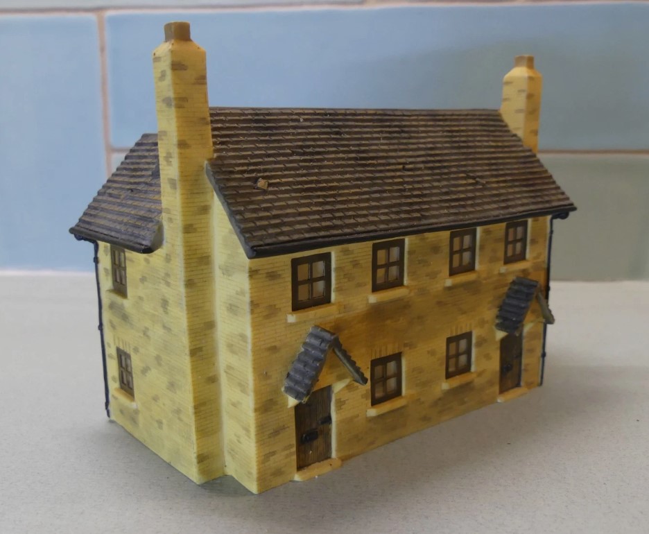 Hornby R8504 Skaledale Holly Farm Cottages OO Gauge *Brand New In Box* - Image 6