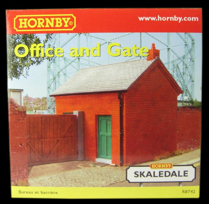 Hornby R8742 Skaledale Office and Gate OO Gauge *Brand New In Box* - Image 7