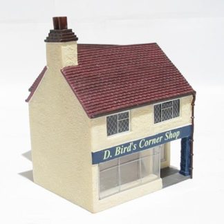 Hornby R8560 Skaledale D. Bird's Corner Shop OO Gauge *Brand New In Box*