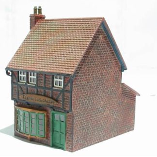 Hornby R8619 Skaledale "The Tuck Shop" OO Gauge *Brand New In Box*