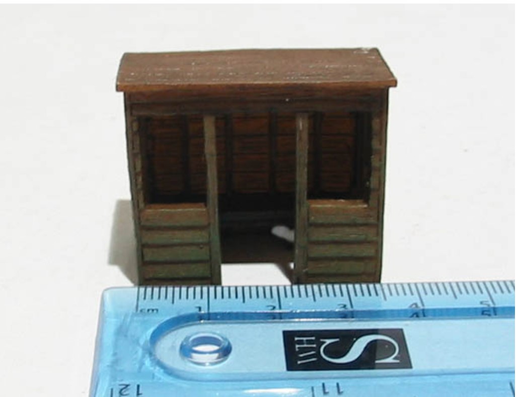 Hornby R8680 Skaledale "Street Life Collection" Wooden Bus Shelter OO Gauge BNIB - Image 3
